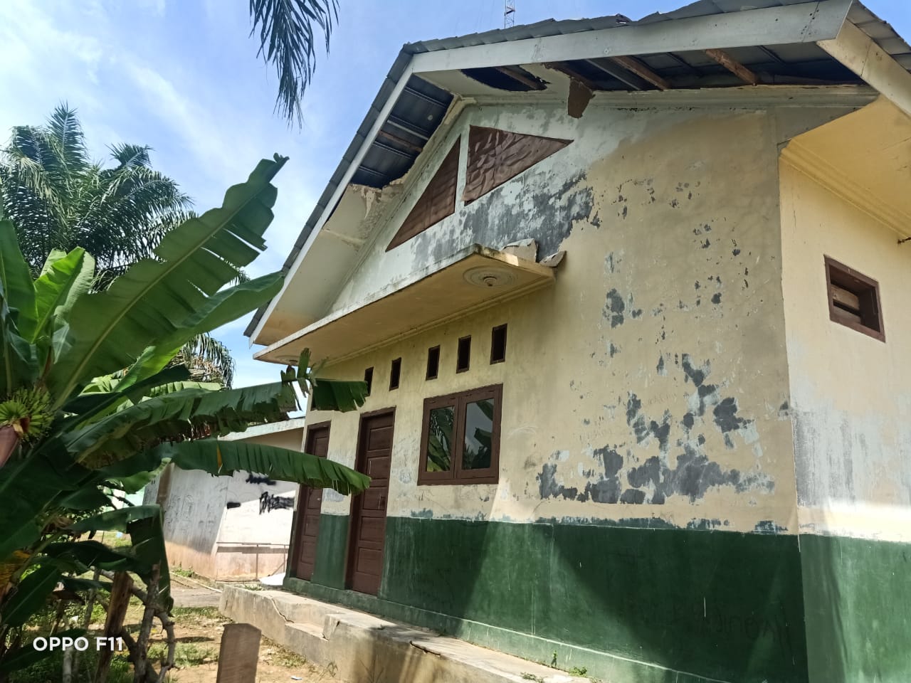 Masyarakat: Berharap Pak Bupati Kapan Bangun Balai desa Harapan Jaya