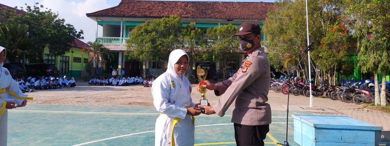 Peduli Akan Pendidikan Satbinmas Polres Mesuji