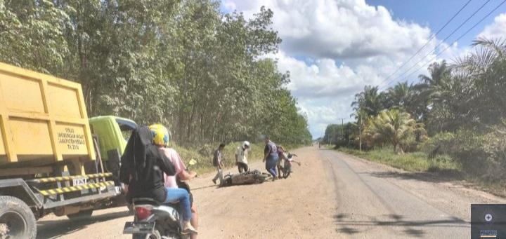 Terjadi Lagi Kecelakaan Di Jalan ZA Pagar Alam Kabupaten Mesuji